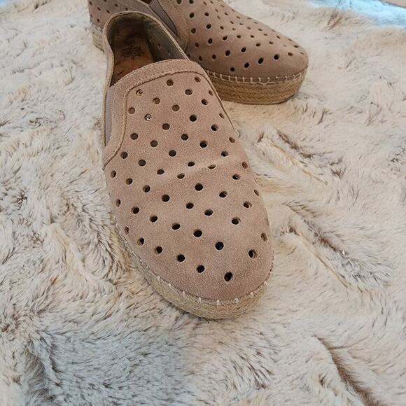 STEVE MADDEN BEIGE SUEDE LOAFER SIZE 7 - Picture 6 of 12